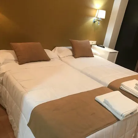 Moya 2* Navalmoral De La Mata