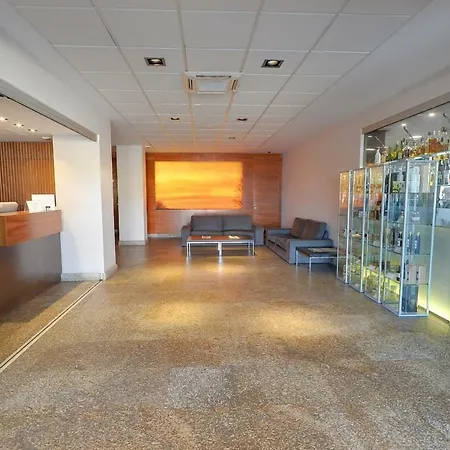 Hotel Moya 2*